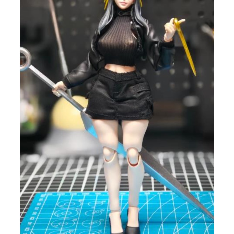 1/12 Scale Female Action Figur - огляд і ціна Leatherworking Items